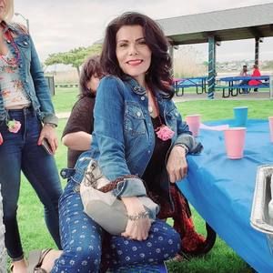 Meet your Posher, Valerie